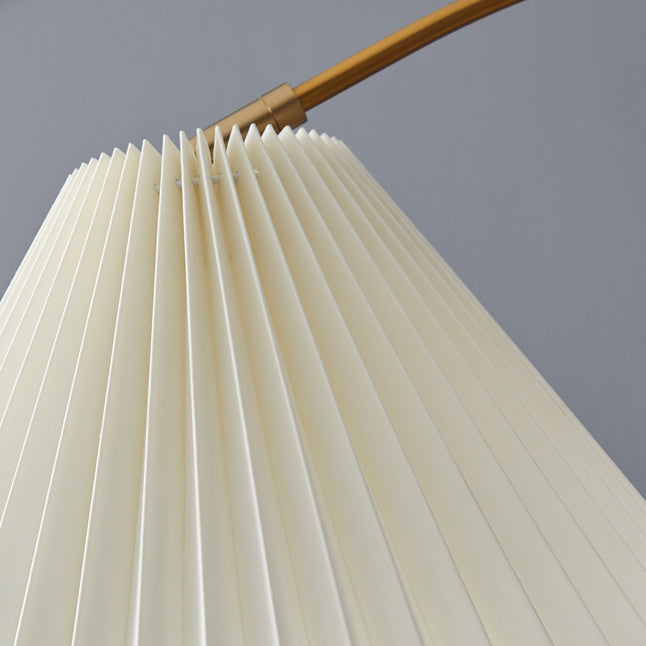 Lumière de plancher moderne de la lampe en fer simple moderne avec de l'ombre en tissu pour chambre à coucher