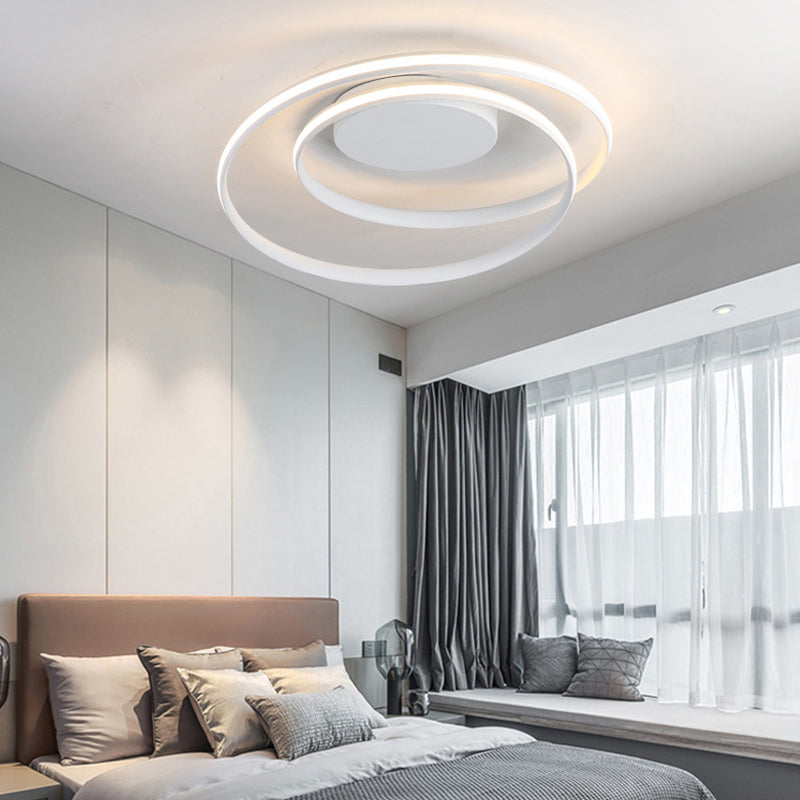 Moderne stijl lineaire vorm plafondlamp metaal 1 lichte plafondverlichting voor eetkamer