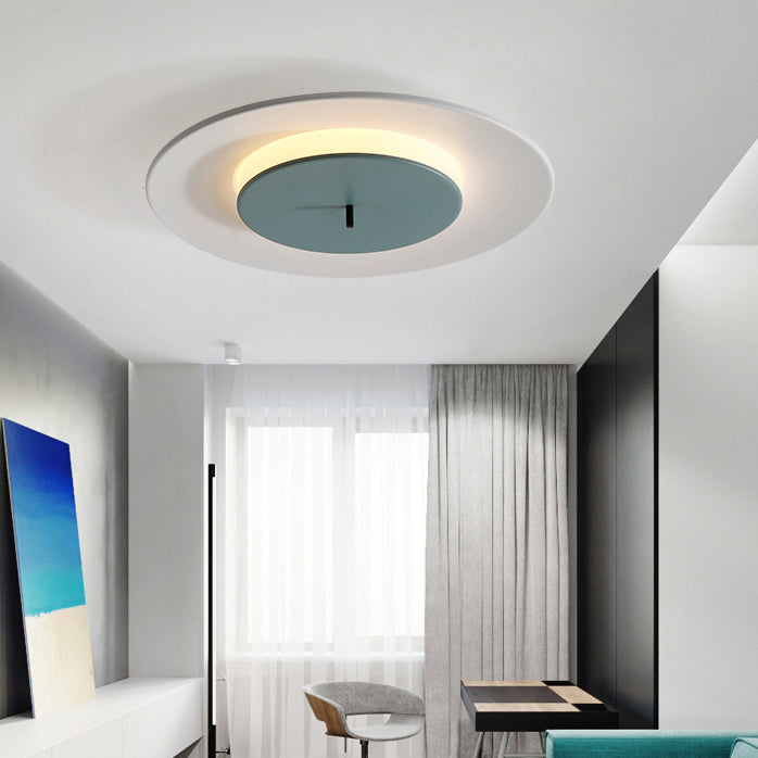 Metal Circle Ceiling Light Fixture Nordic-Style LED Ceiling Mounted Fixture