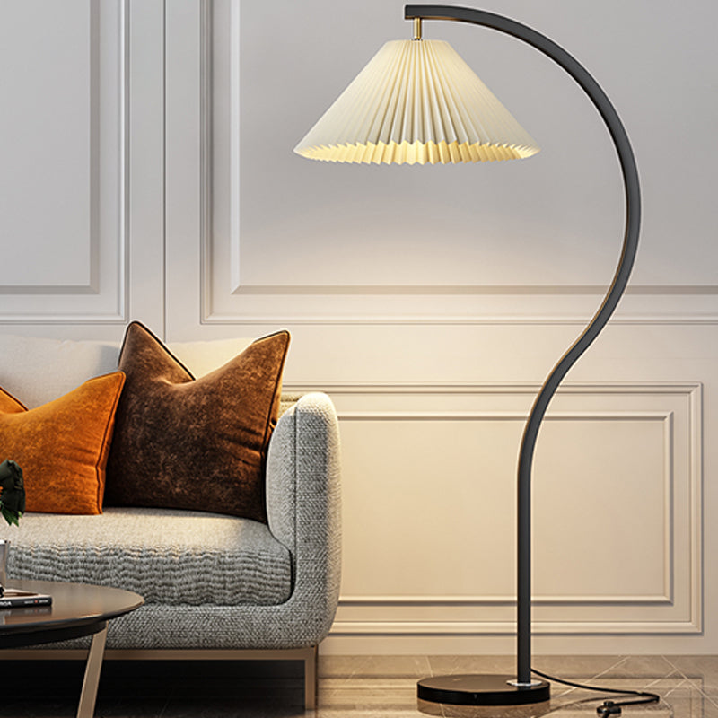 Modern Simple Floor Lamp Rotatable Bulb Floor Light with Cloth Shade for Bedroom