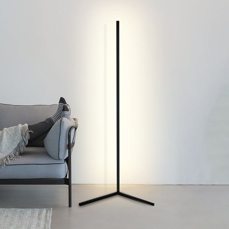 Moderne driehoek vloerlicht 1-licht LED-lamp met een lampje met acrylschaduw voor slaapkamer