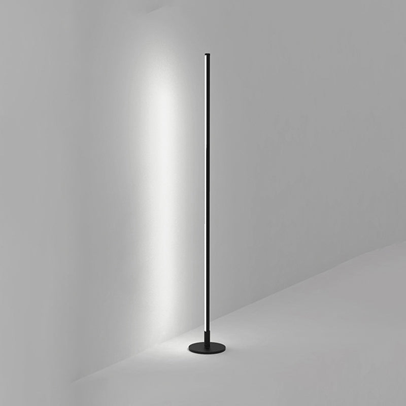 Metalen lineaire vorm Vloerverlichting Moderne 1-licht vloerbevestiging Lamp