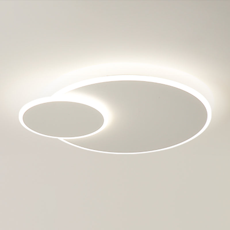 Modern Style Round Ceiling Fixtures Metal Ceiling Mounted Lights in White