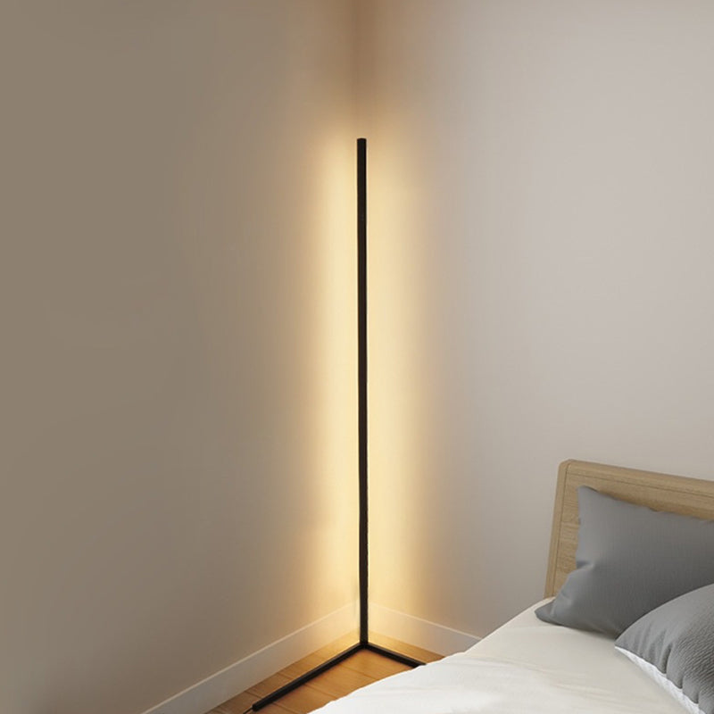 Stile contemporaneo Lampada da pavimento lineare Metal 1 Lampade a pavimento leggero