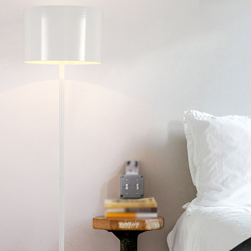 Modern Simple Metal Floor Lamp Cylinder Shape Floor Light with Aluminum Shade for Bedroom