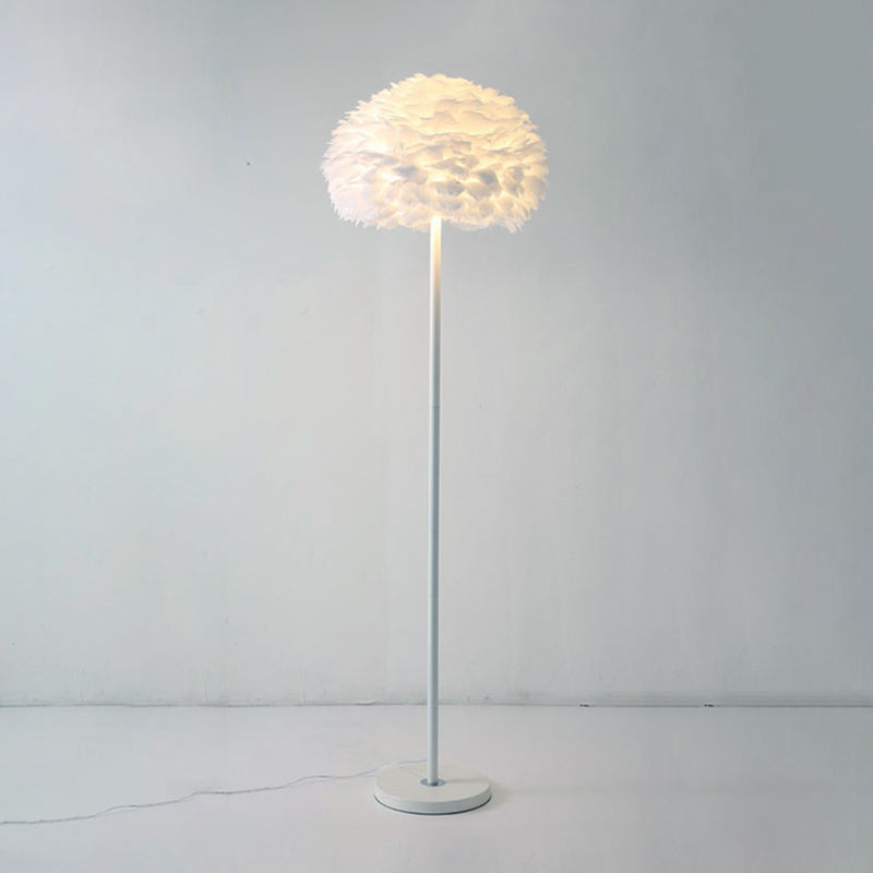 Round Floor Standing Lamp Modern Style Floor Light with Feather Shade