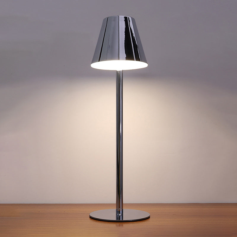 Metal Geometric Shape Table Lamp Mount Lighting Modern 1 Light Table Lamp Fixture