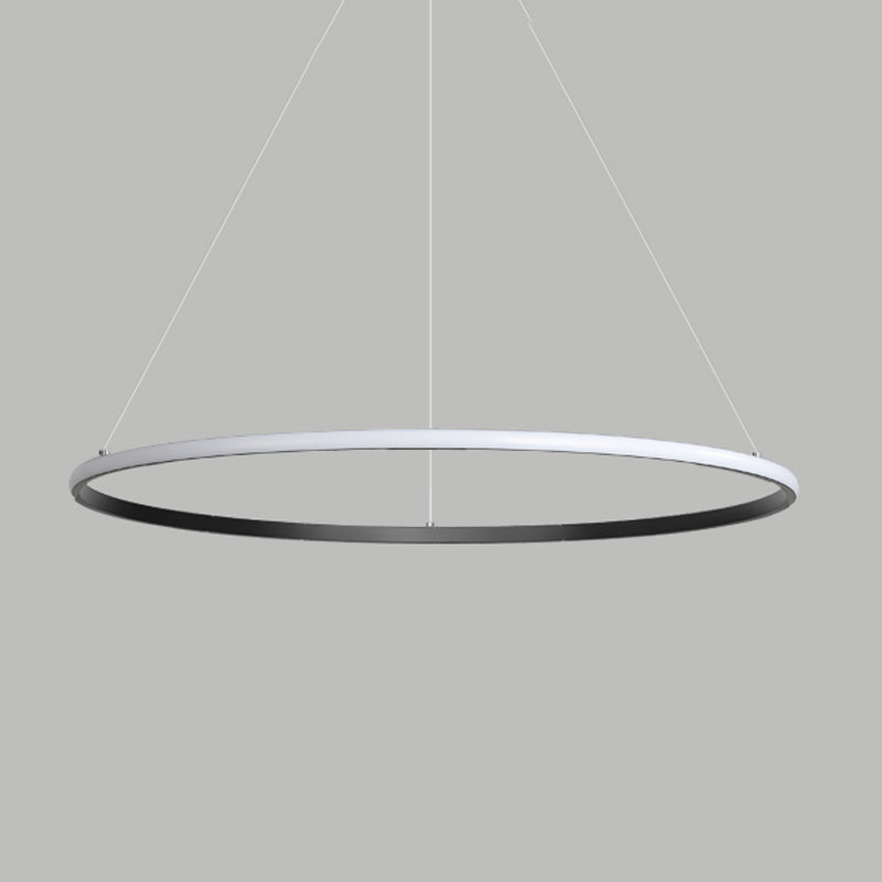 Metal Round Shape Flush Ceiling Light Modern Style 1 Light Flush Mount Lighting Fixture