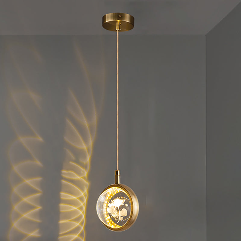 Round Shape Metal Hanging Ceiling Light Modern Style 1 Light Pendant Light Fixture in Gold