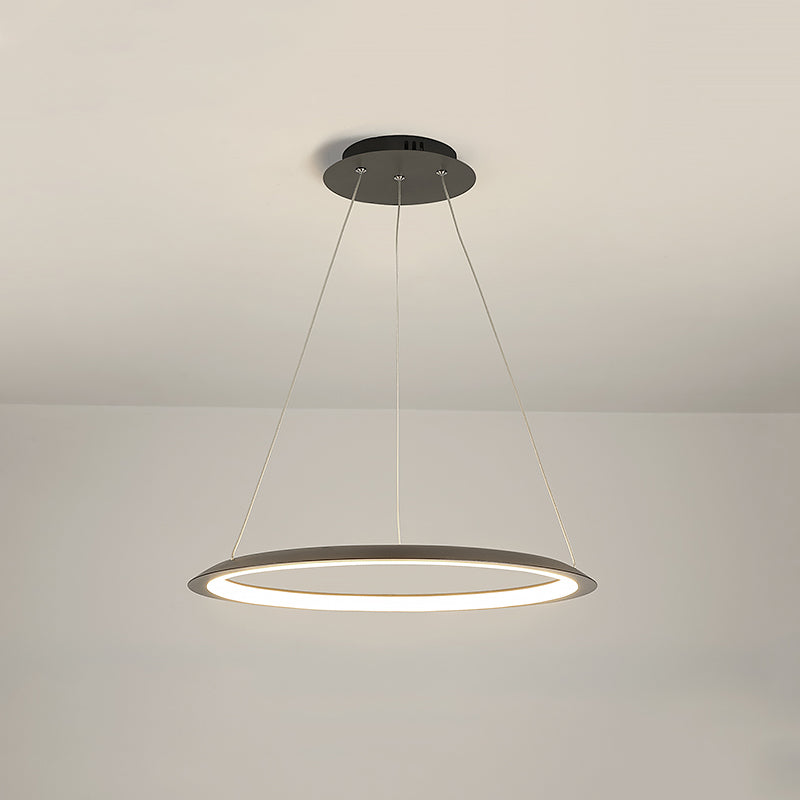 Metal Round Shape Flush Ceiling Light Modern Style 1 Light Flush Mount Lighting Fixtures