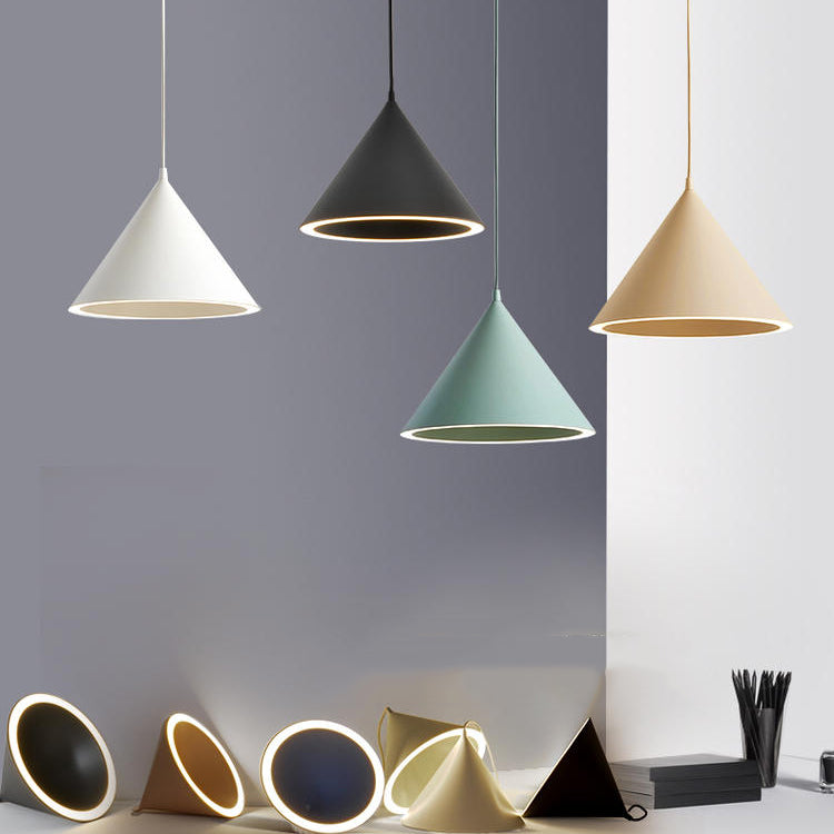 Modern Style Cone Shade Hanging Light Metal 1 Light Pendant Lamp for Living Room