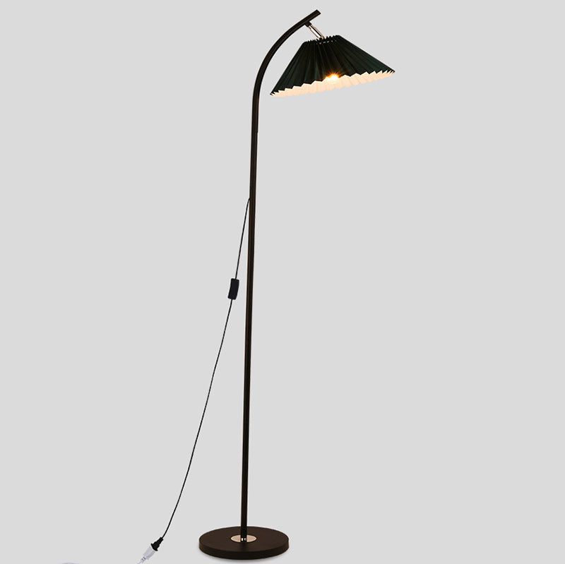 Floor Standing Lamp Modern Style Floor Light with Fabric Shade