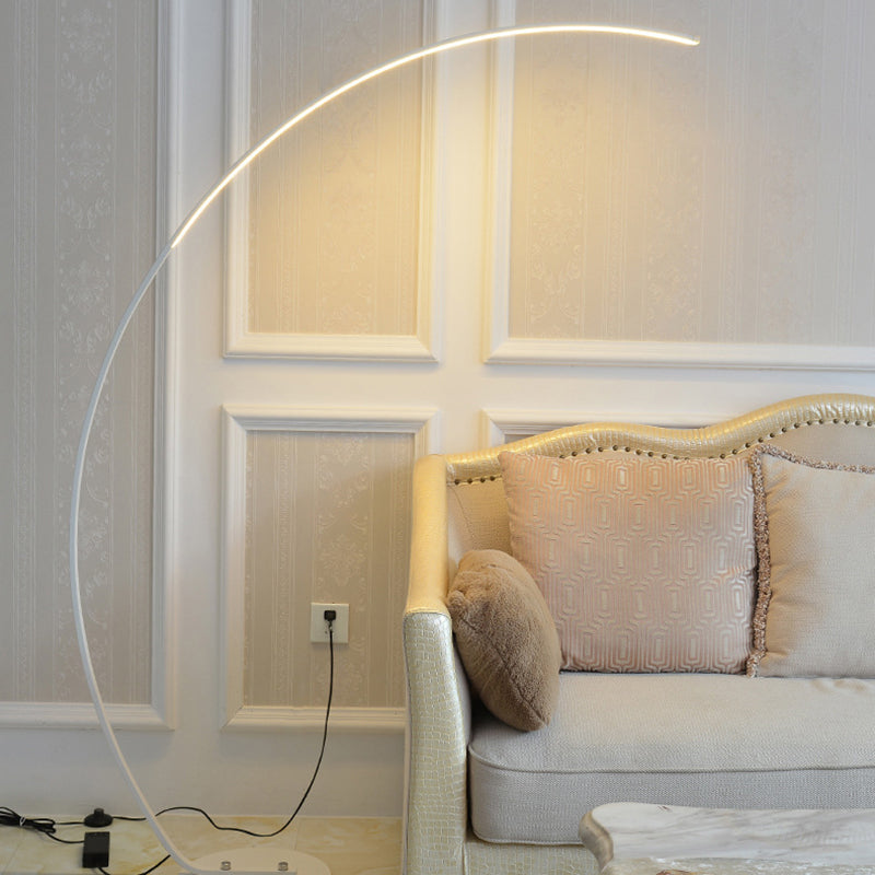 Metal Camber Shape Floor Lighting Modern 1-Light Floor Light for Living Room