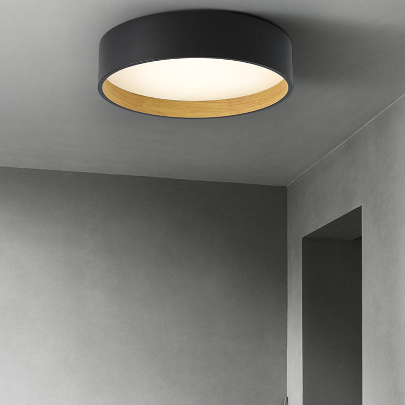 Metal Round Flush Mount Lighting Modern Style LED Flush Ceiling Light Fixture