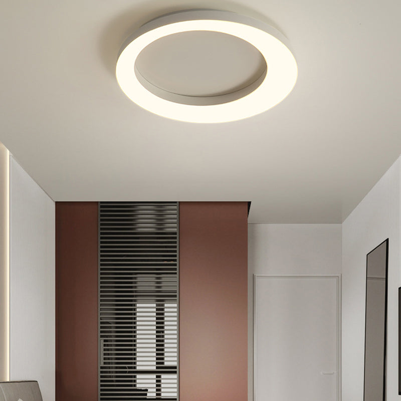 Simplicity Circle Ceiling Mounted Light Metal LED Bedroom Ceiling Flush Mount