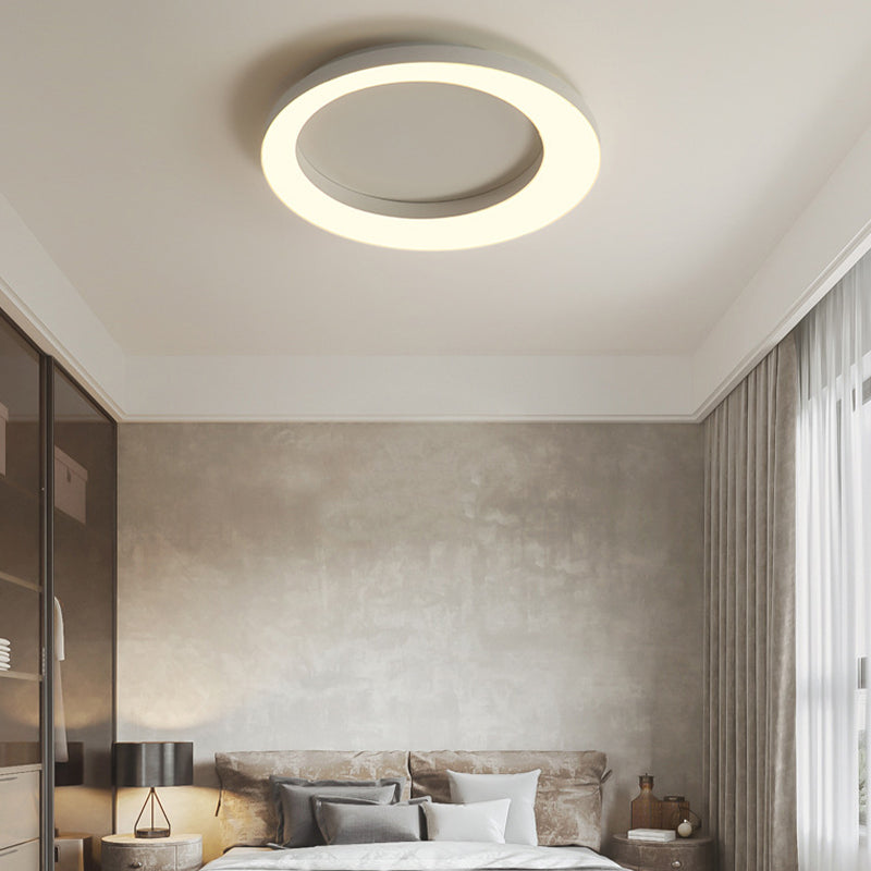 Simplicity Circle Ceiling Mounted Light Metal LED Bedroom Ceiling Flush Mount