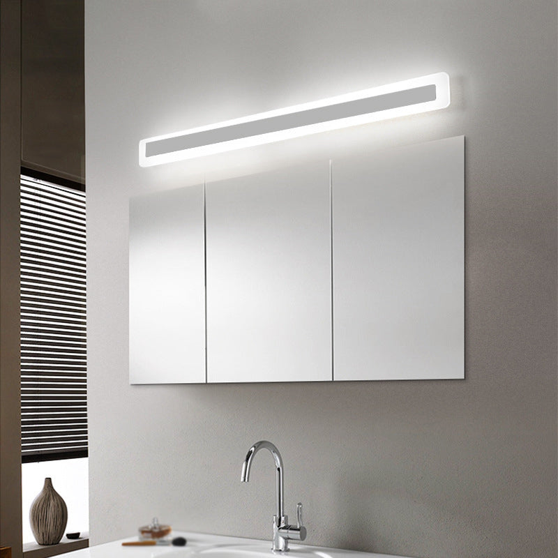 Linear Shape Metal Wall Sconce Modern Style 1-Light Mirror Wall Mount Lighting in White