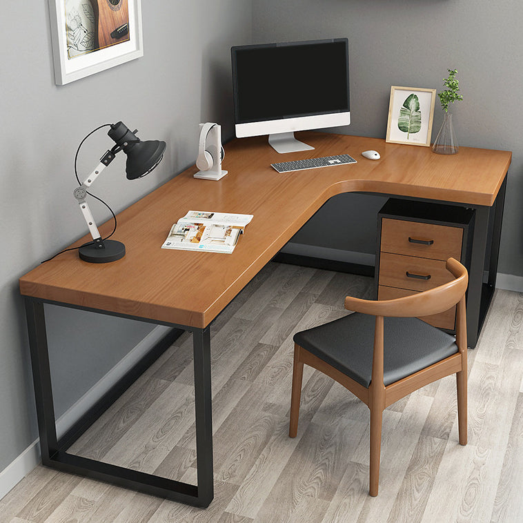 Industrial Style Writing Desk L-Shape Solid Wood Office Desk