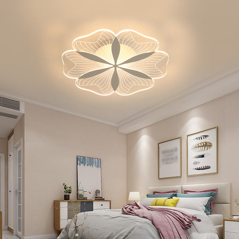 Modern Style Flower Shade Ceiling Lamp Metal 1 Headed Ceiling Lighting for Restaurant