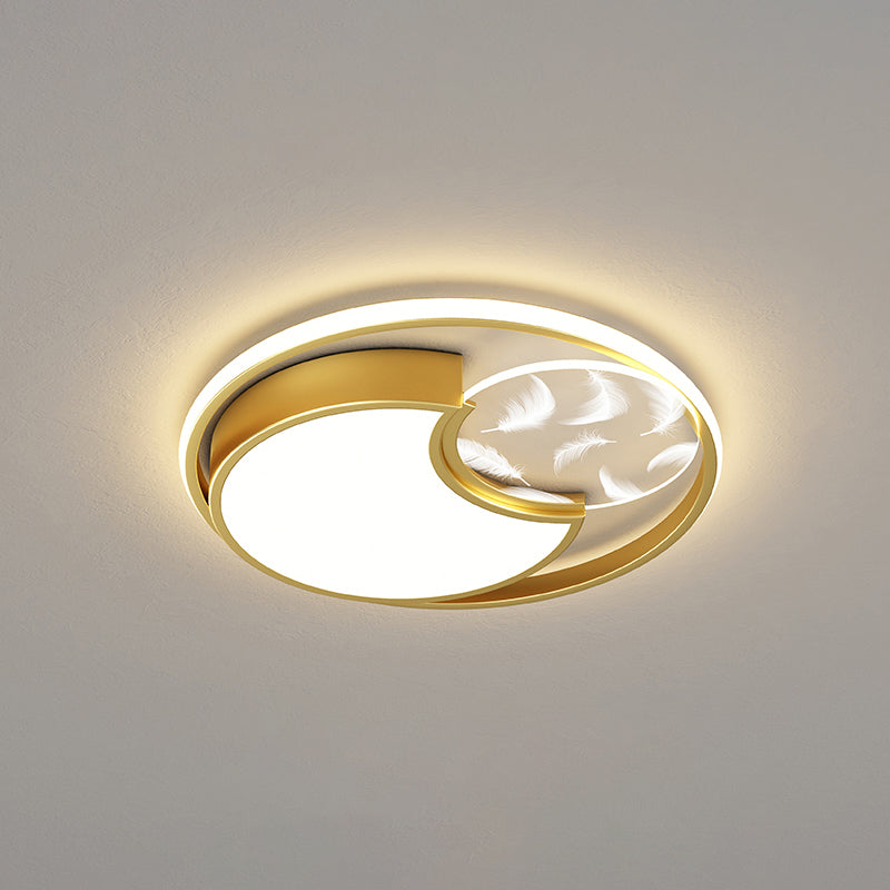 Metal Round Flush Ceiling Light Modern Style 3 Lights Flush Mount Fixture