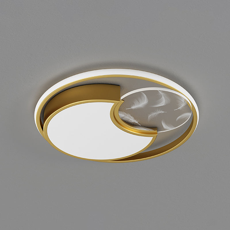 Metal Round Flush Ceiling Light Modern Style 3 Lights Flush Mount Fixture