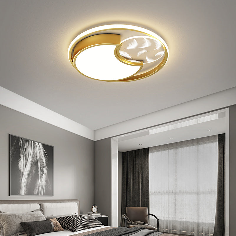 Metal Round Flush Ceiling Light Modern Style 3 Lights Flush Mount Fixture