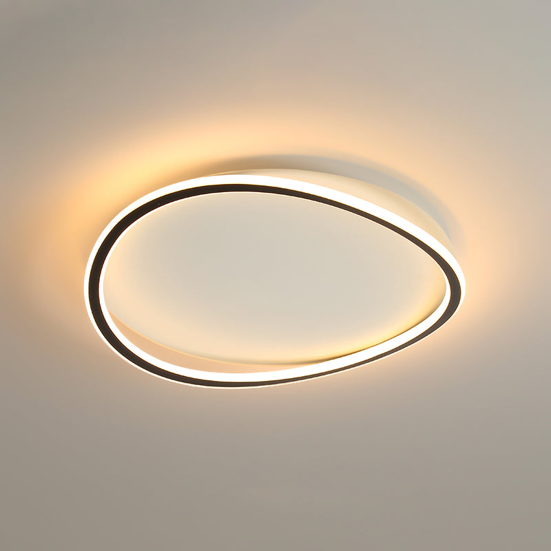 Metal Round Shape Flush Ceiling Light Modern Style 1 Light Flush Mount Lighting