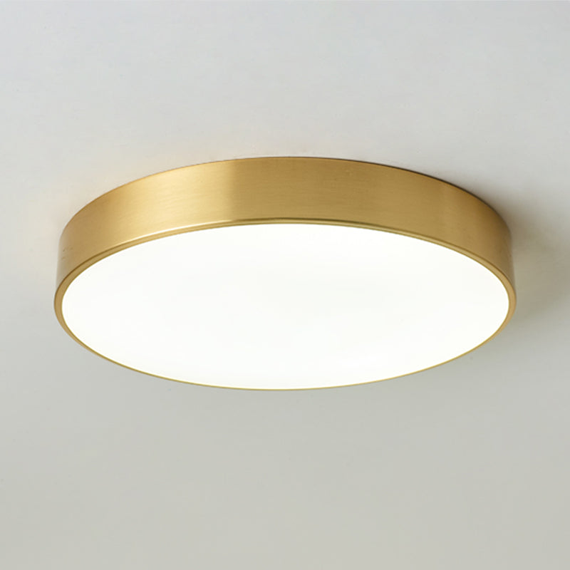 Metal Geometric Shade Flush Ceiling Light Modern Style 1 Light Flush Mount Fixture in Gold