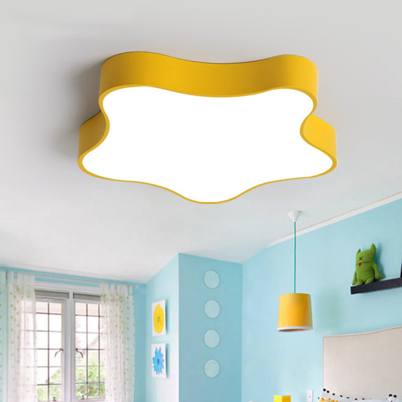 Metal Star Shape Flush Ceiling Light Kid Style 1 Light Flush Mount Lighting