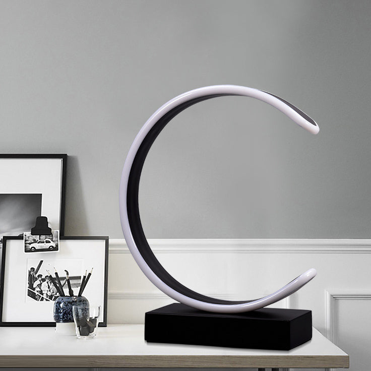 Aluminum LED Table Lamp Nordic Style Circle Modern Table Light for Living Room