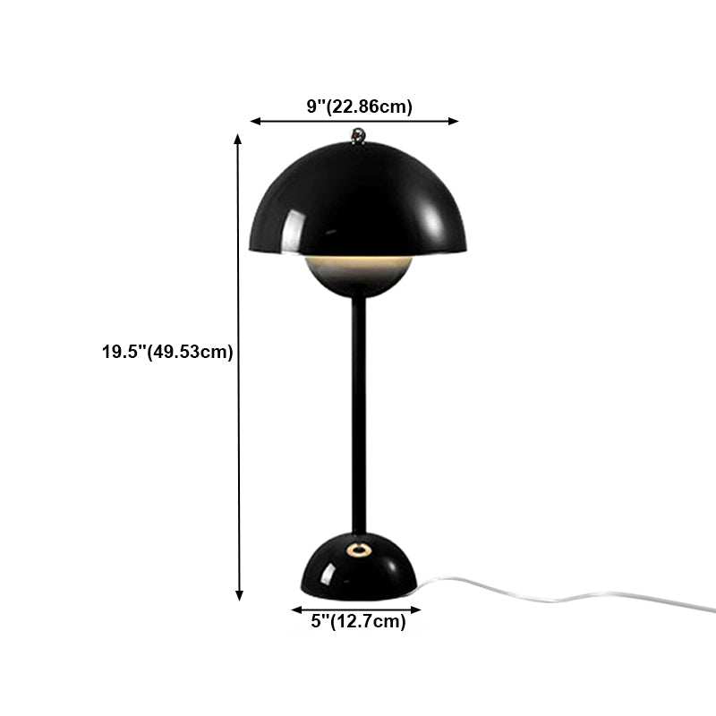 1-Light Metal Table Lamp Macaron Style Desk Lamp with Iron Shade