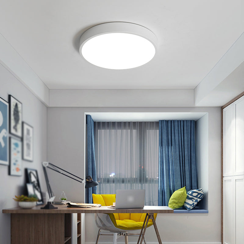 Metal Round Shape Flush Ceiling Light Modern Style 1-Light Flush Ceiling Light Fixtures