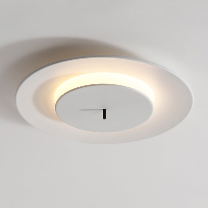 Round Metal Ceiling Light Modern Style LED Flush Mount Ceiling Lamp for Living Room