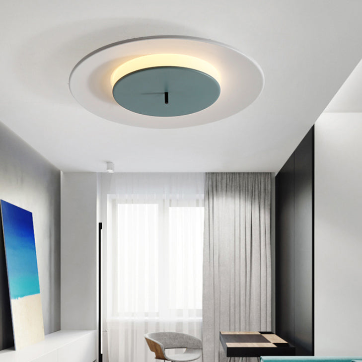 Round Metal Ceiling Light Modern Style LED Flush Mount Ceiling Lamp for Living Room