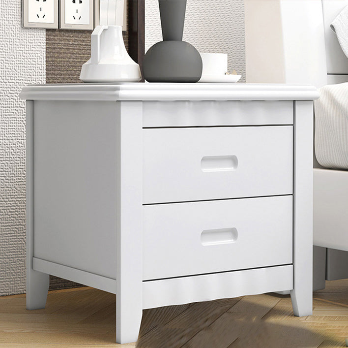 2-drawer Solid Wood Nightstand Modern Oak Legs Included Night Table with Lock