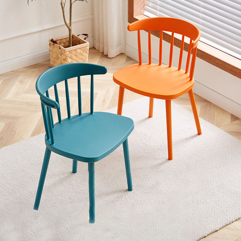 Plastic Contemporary Side Chair Windsor Back Indoor-Outdoor Chair