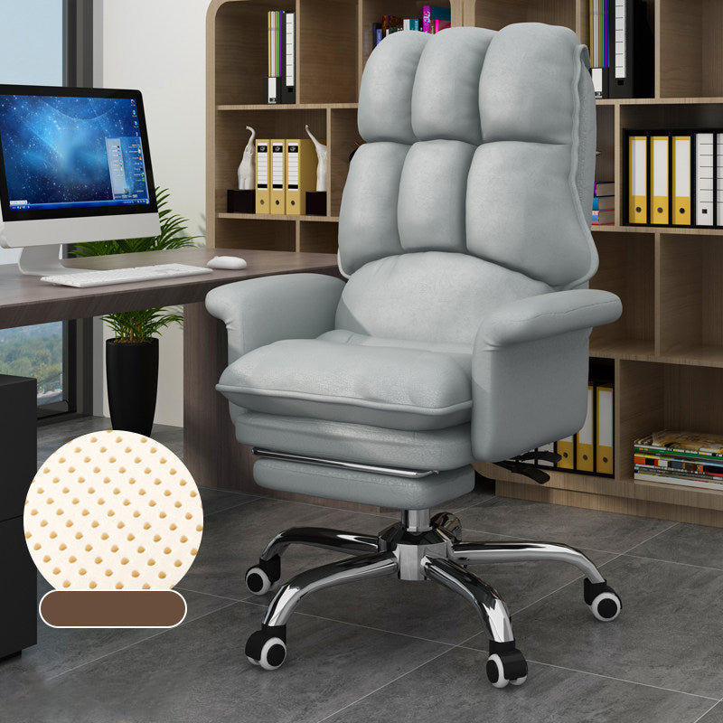 Executive Swivel Chair with Padded Arms Modern Computer Chair with Wheels