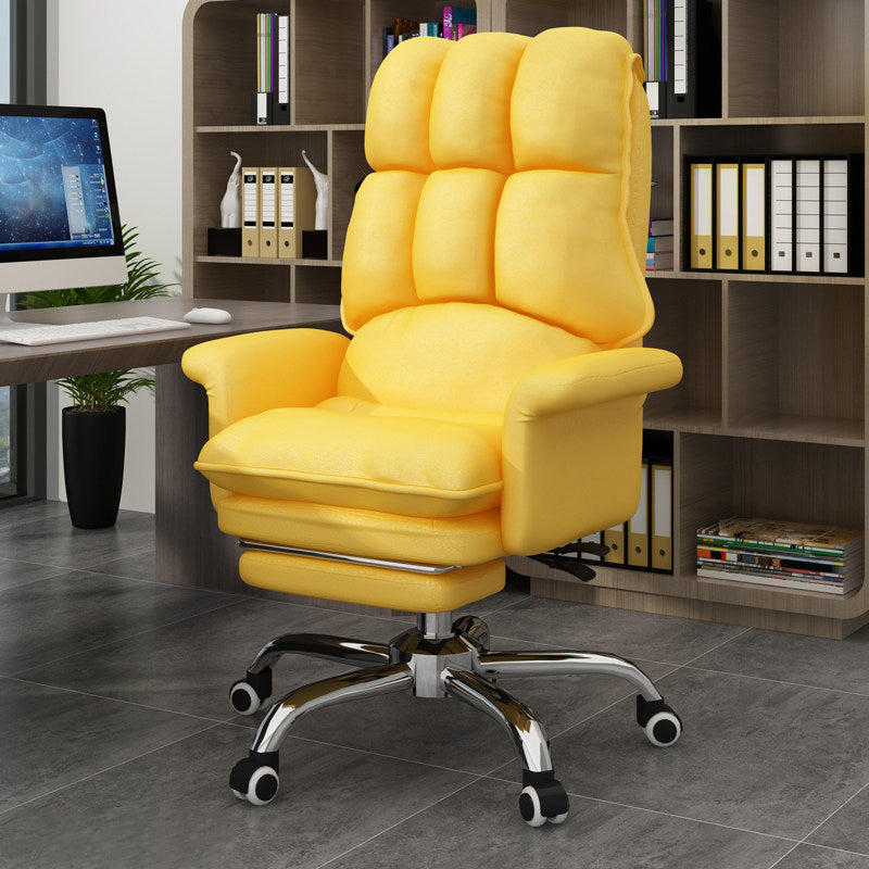 Executive Swivel Chair with Padded Arms Modern Computer Chair with Wheels