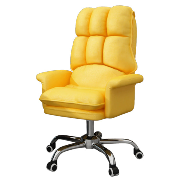 Executive Swivel Chair with Padded Arms Modern Computer Chair with Wheels