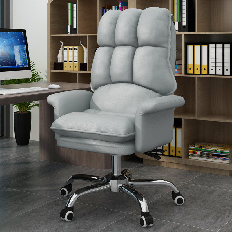 Executive Swivel Chair with Padded Arms Modern Computer Chair with Wheels