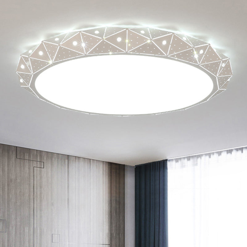 Round LED Flush Mount Light Simple Acrylic 18"/25.5" Dia LED Ceiling Lamp in Warm/White Light with Hollow Deisgn