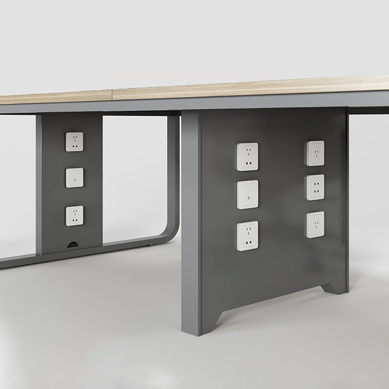 Modern Manufactured Wood Office Desk Rectangular Desk with Metal Pedestal