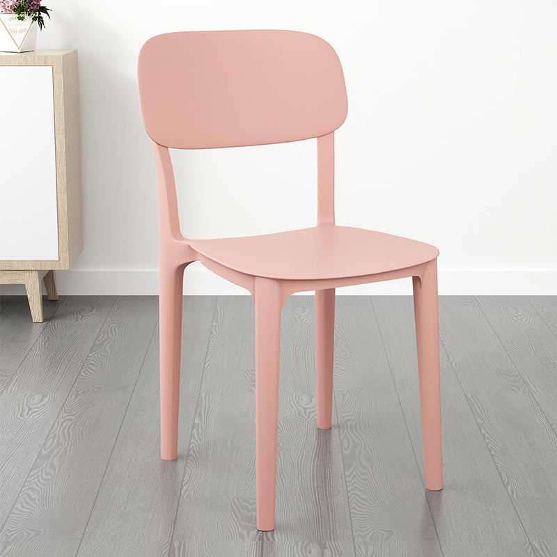 Scandinavian Stackable Home Side Chair Matte Finish Plastic Dining Chair