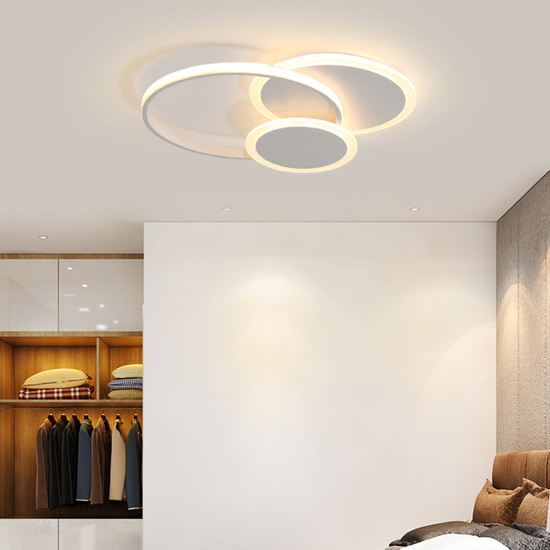 3-Light LED Flush Mount Modern Metal Circle Ceiling Mounted Fixture for Bedroom