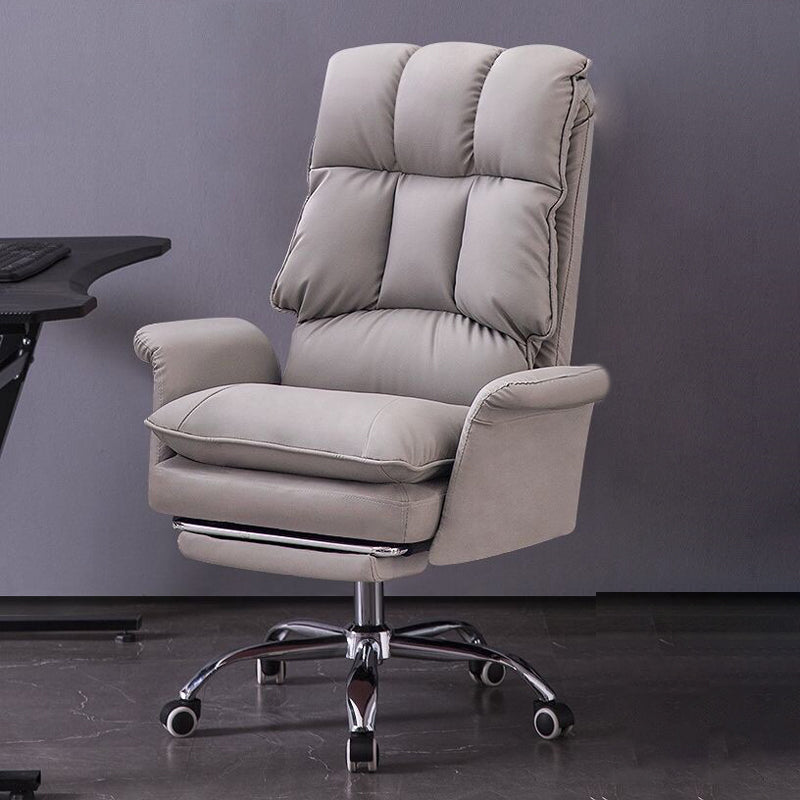 Modern Swivel Office Chair with Padded Arms Faux Leather Task Chair with Wheels