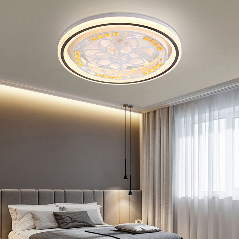 Metal Geometric Fan Ceiling Lighting Modern Style 1-Light Flush Mount Lamp