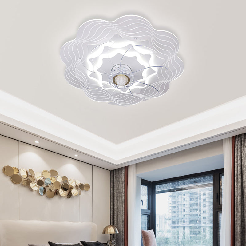 Metal Flower Fan Ceiling Lighting Modern Style 1-Light Flush Mount Lamp