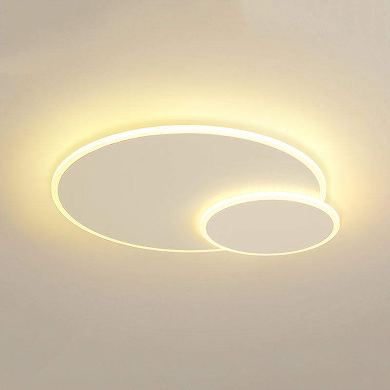 Circle Shape Ceiling Light Metal Flush Mount with Silicone Shade in White for Living Room