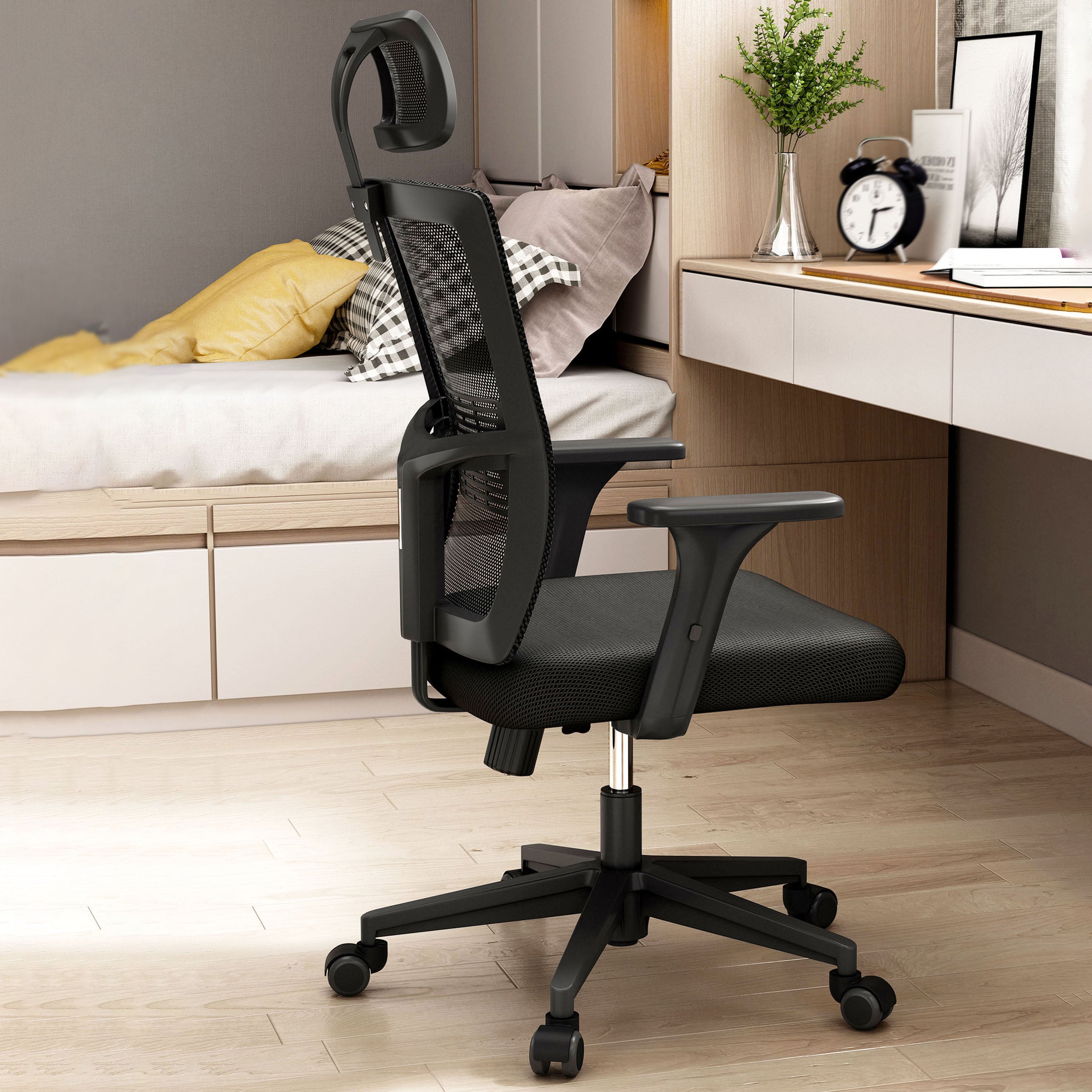 Modern Style Task Chair Mesh Tilt Mechanism Office Chair with Adjustable Arms