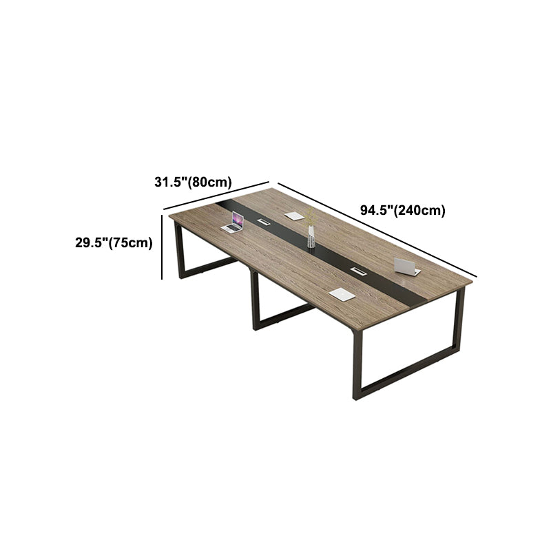 Modern Style Manufactured Wood Office Desk Rectangular Desk with Metal Sled